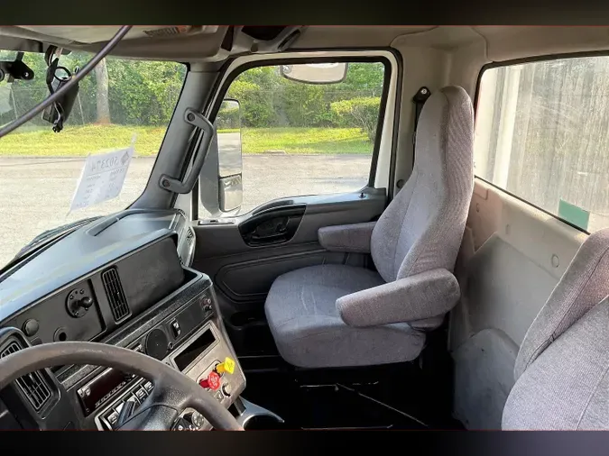 2020 INT LT625 6x4