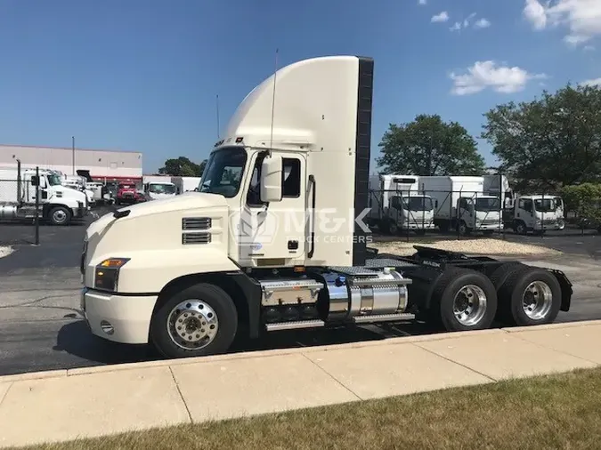 2025 MACK AN64T