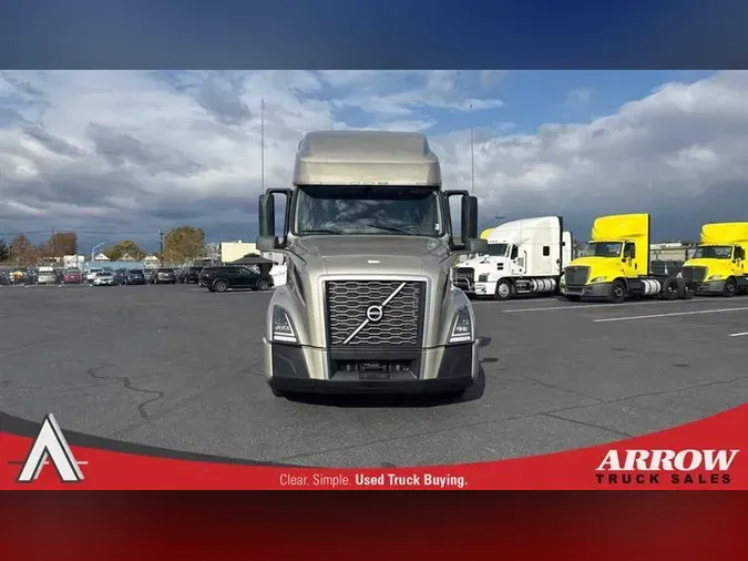 2022 VOLVO VNL760