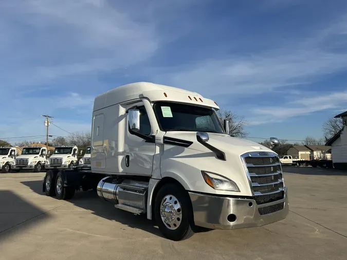 2023 Freightliner Cascadia