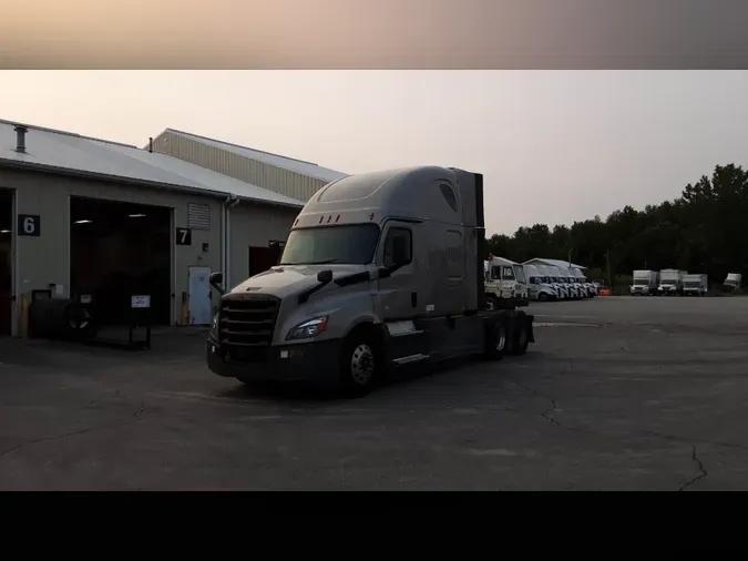 2020 Freightliner Cascadia