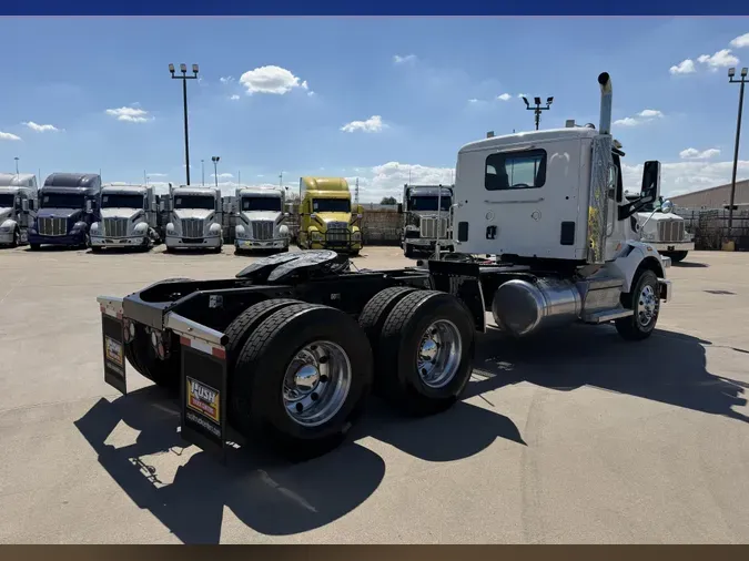 2021 Peterbilt 567