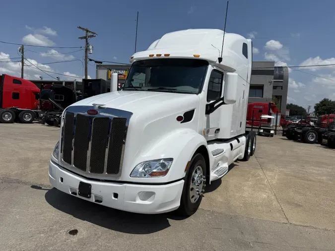 2022 Peterbilt 579