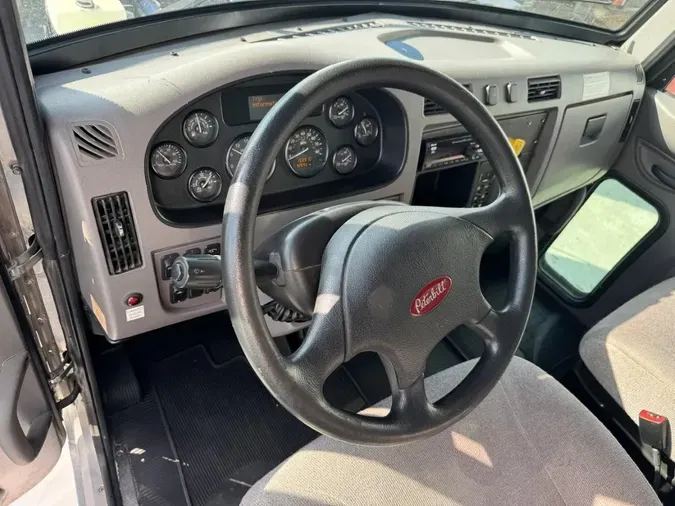 2020 Peterbilt 337536c1d7f2450ef0454194a37f498c190