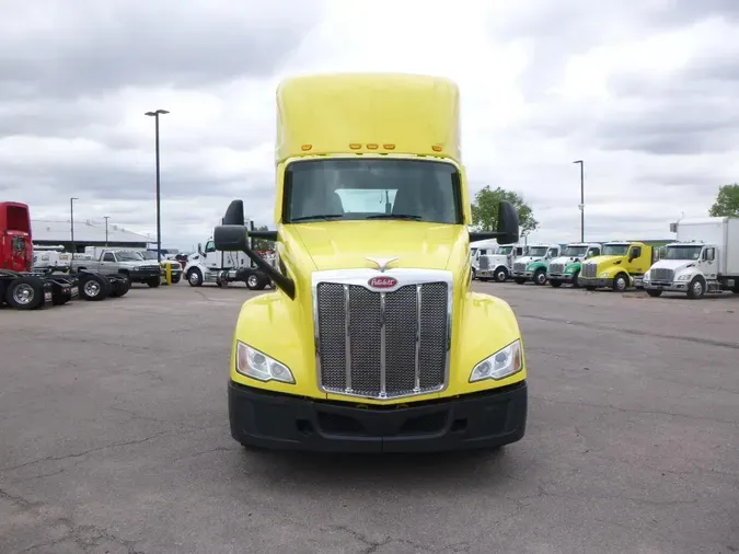 2023 Peterbilt 579536d2e15348dc00ea785b11bb9045cd9