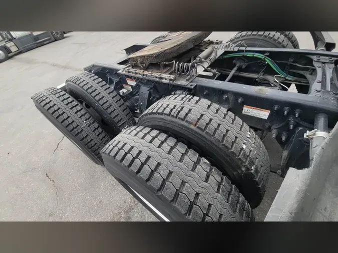 2022 Freightliner Cascadia 126536e7ef85e2168728f9ee9b583dd1d4a