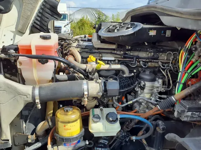 2019 FREIGHTLINER CASCADIA 125