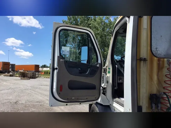 2019 Freightliner Cascadia 125
