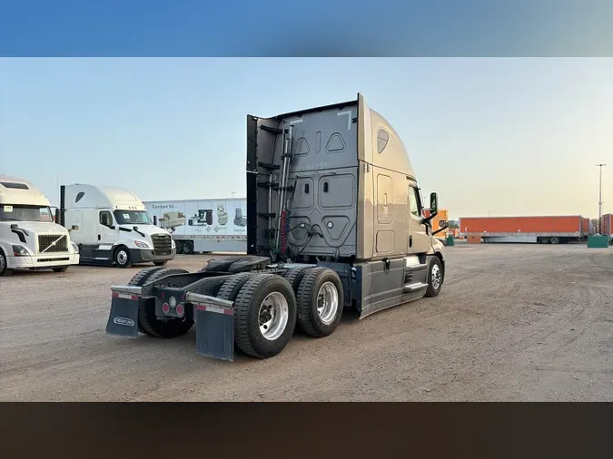 2023 Freightliner Cascadia