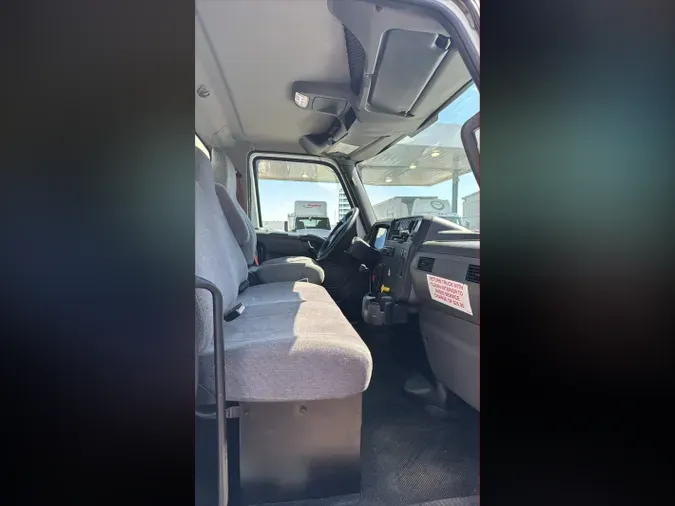 2019 NAVISTAR INTERNATIONAL MV607 (4X2)