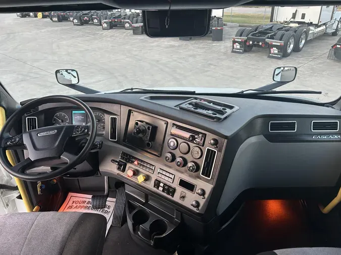 2021 Freightliner Cascadia
