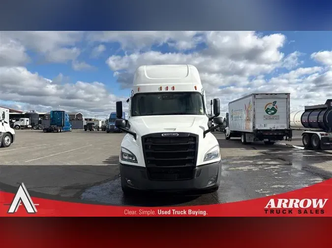2022 FREIGHTLINER CA126