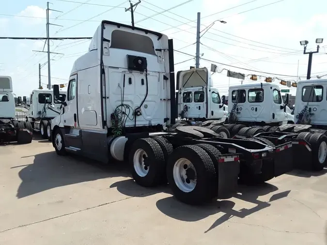 2019 FREIGHTLINER/MERCEDES CASCADIA