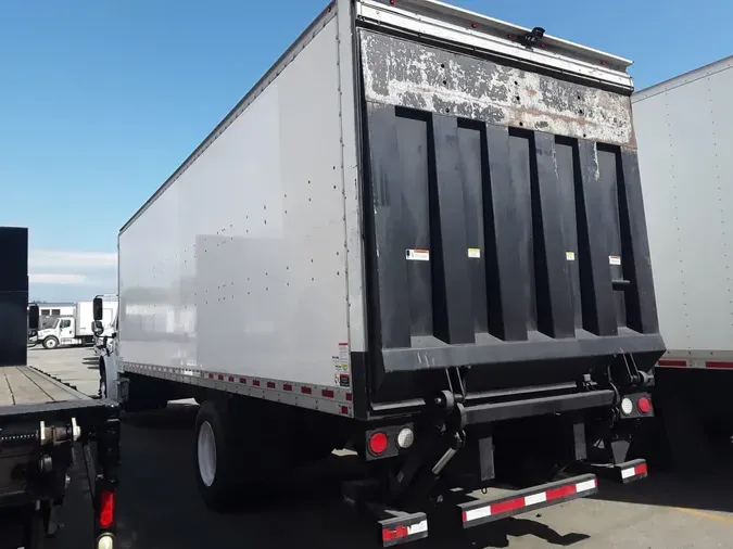 2021 FREIGHTLINER/MERCEDES M2 106