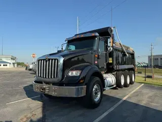 2019 International HX620