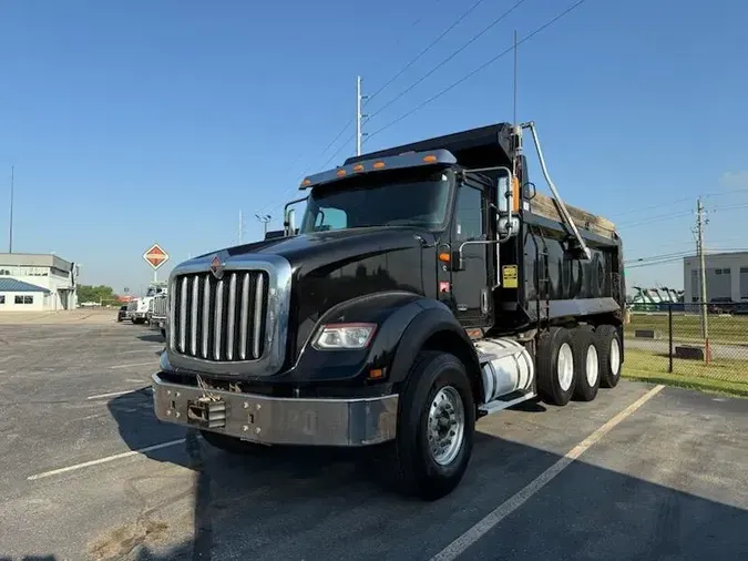 2019 International HX620
