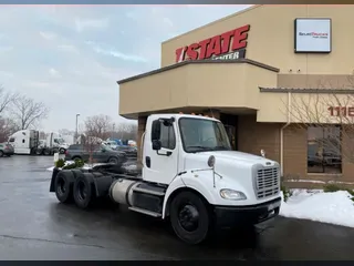 2015 Freightliner M2 112