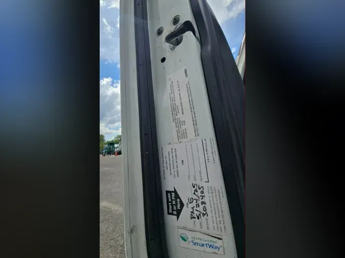 2020 Freightliner Cascadia 126