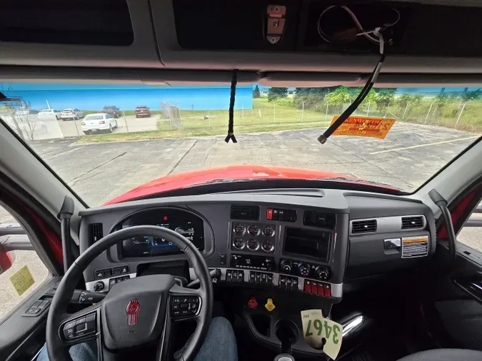 2026 Kenworth T880538690d4e4a5ef9d753dce94dc3363ca