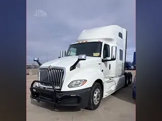 2022 INTERNATIONAL LT