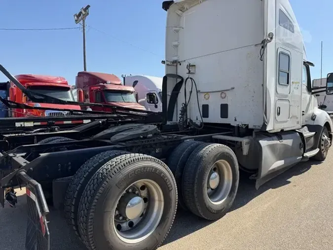 2020 KENWORTH T68053885a937adf5432a9e6270559a7f8b9