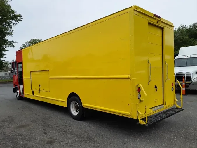 2017 FRTLR CUSTOM CHASSIS CORP MT55
