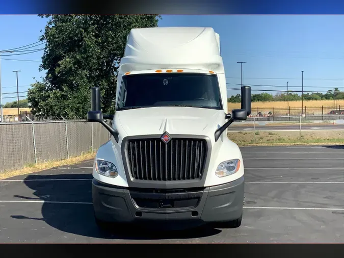 2022 INT LT625 6x4
