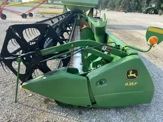 2010 John Deere 635F
