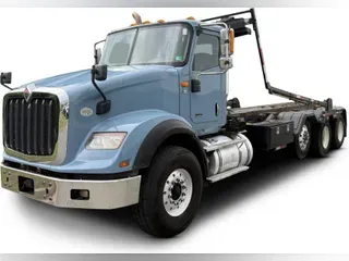 2020 International HX620