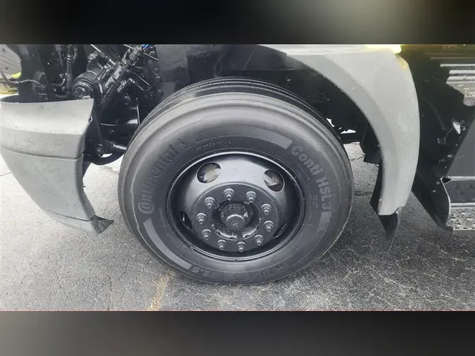 2018 INTERNATIONAL RH613