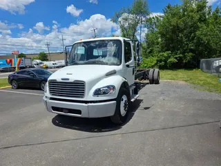 2019 FREIGHTLINER/MERCEDES M2 106