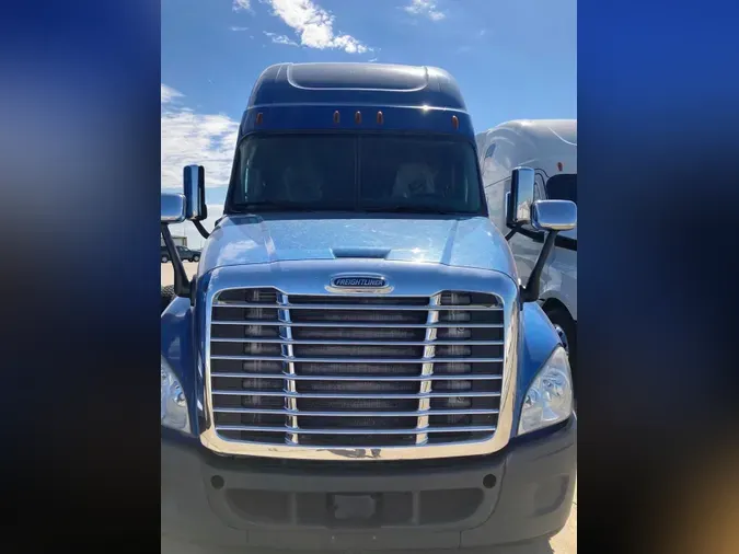 2017 FREIGHTLINER CASCADIA 125