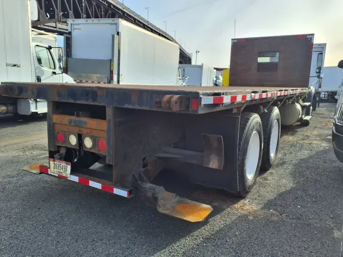 2015 FREIGHTLINER/MERCEDES M2 112