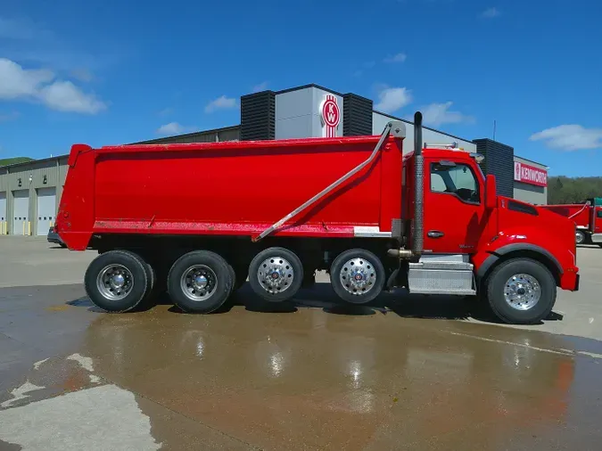 2021 Kenworth T880