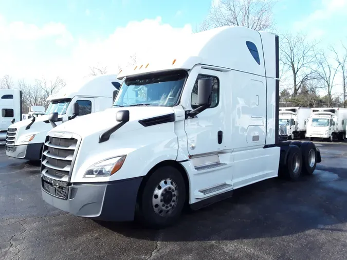 2021 FREIGHTLINER/MERCEDES NEW CASCADIA PX126645394577201e4e5b857fea45b613bc9e8