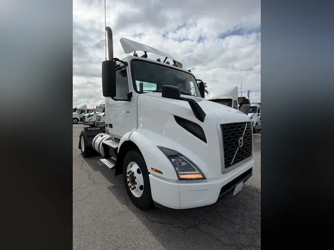 2020 VOLVO VNR42T 3005395b4201b34f6c43c0d47d6fc80443b