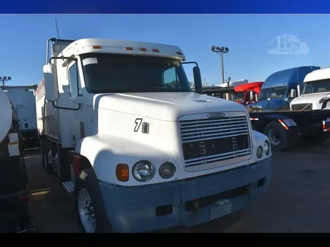 2000 FREIGHTLINER CENTURY 120