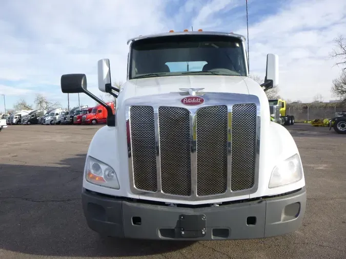 2021 Peterbilt 579