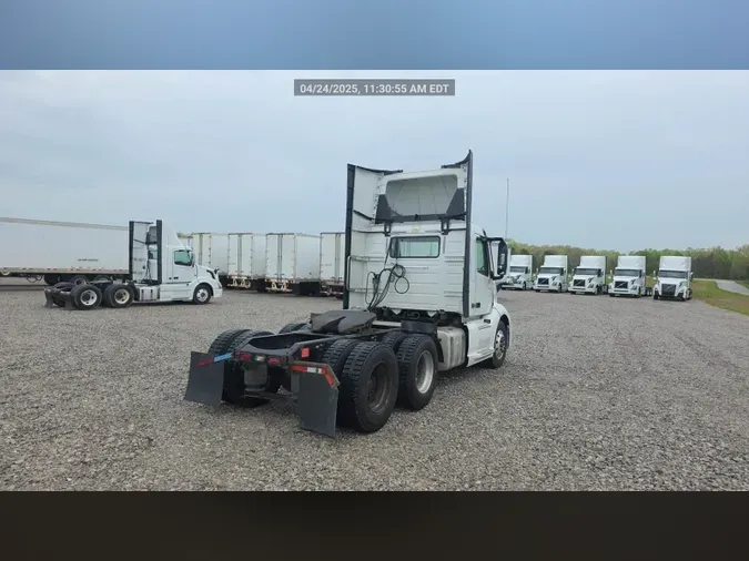 2018 Volvo VNL300