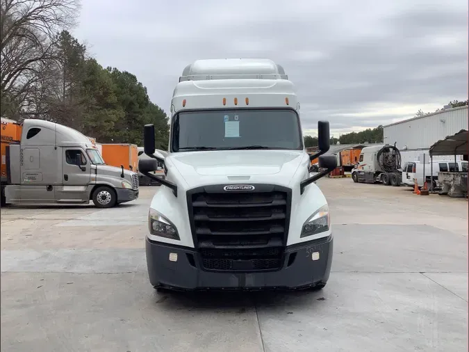 2020 Freightliner Cascadia