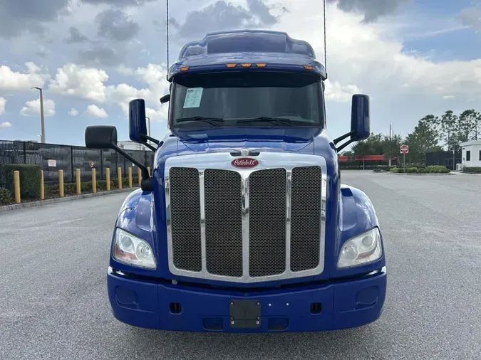 2022 Peterbilt 579