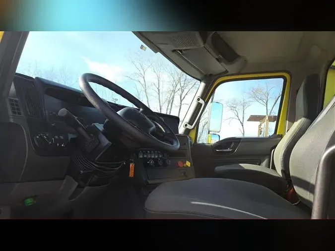 2020 INTERNATIONAL RH613