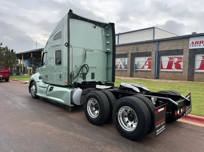 2021 KENWORTH T68053ac74f871252d7fb38aafe0ab3a3af3