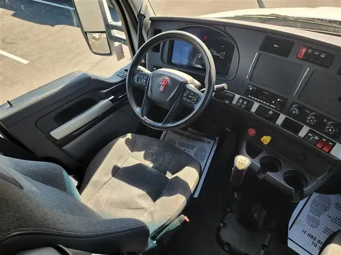 2023 KENWORTH T680