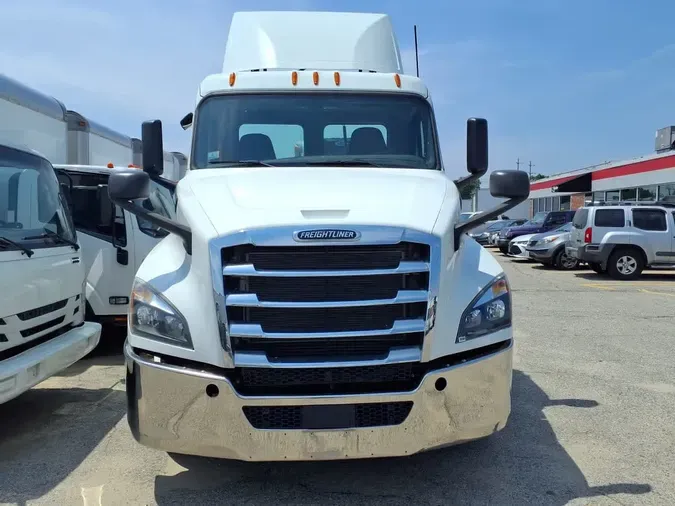 2019 FREIGHTLINER NEW CASCADIA PX12664