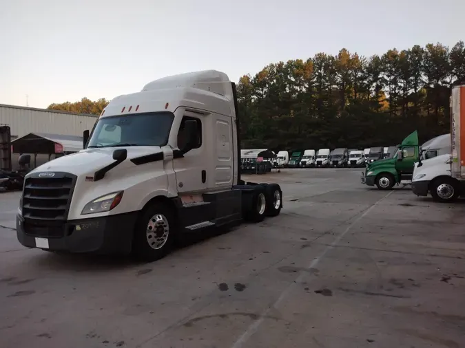 2022 Freightliner Cascadia 12653b939deedad9c7367ee2002f8d57b9d