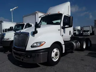 2019 NAVISTAR INTERNATIONAL LT625 DAYCAB T/A