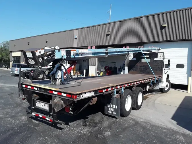 2017 FREIGHTLINER M2 10653c0fea57a55e5176c3c5234120ab42f