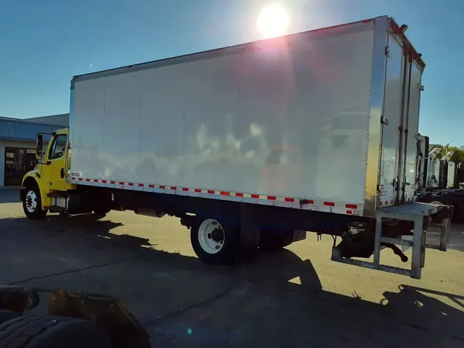 2016 FREIGHTLINER/MERCEDES M2 106