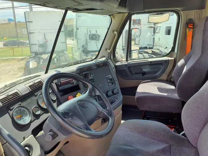 2019 FREIGHTLINER/MERCEDES CASCADIA 125